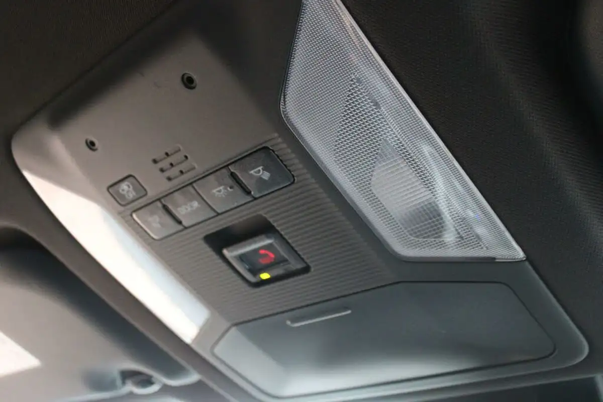 2024-toyota-rav4-25-vvt-i-gr-sport-302bhp-plug-in-big-36