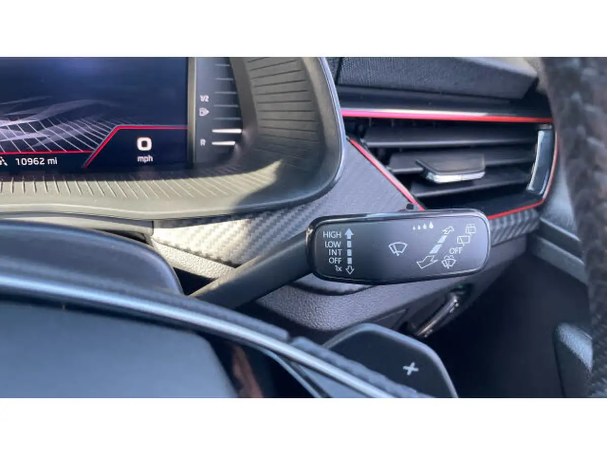 2024-skoda-kamiq-15-tsi-monte-carlo-dsg-big-22