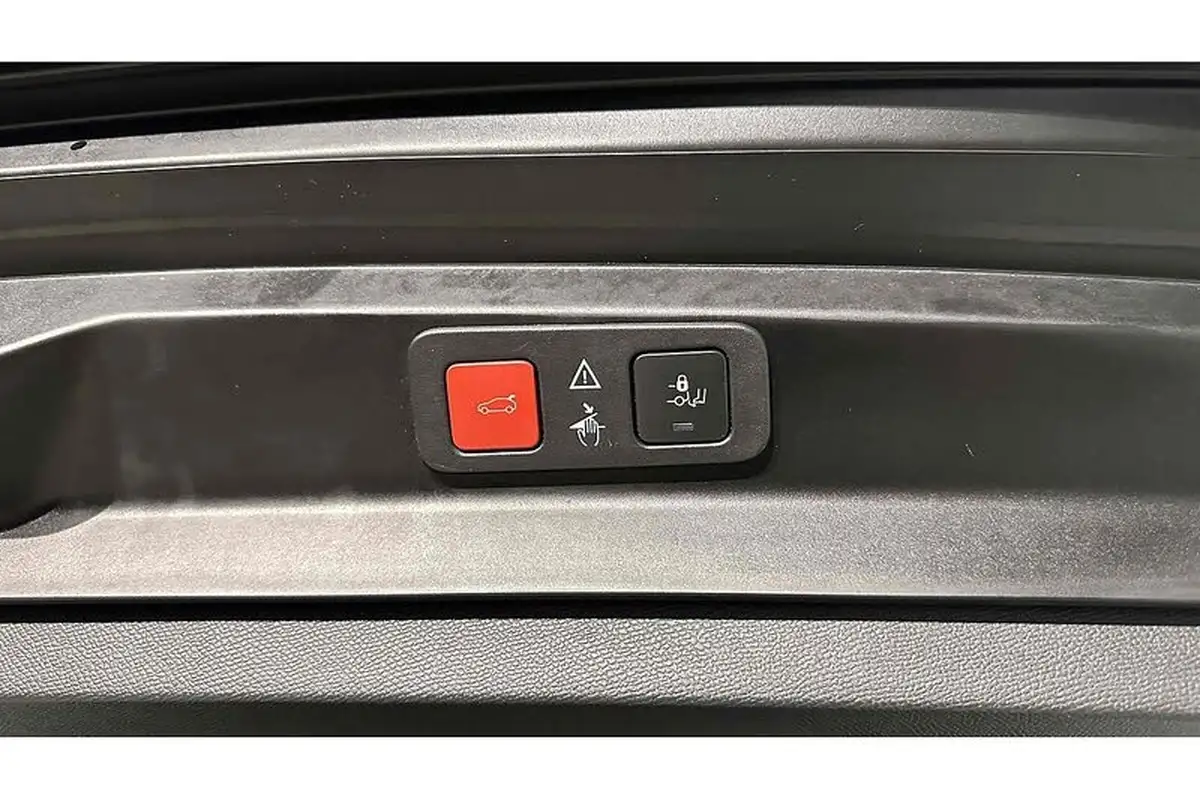 2020-peugeot-5008-suv-12-puretech-gt-line-premium-eat8-big-17