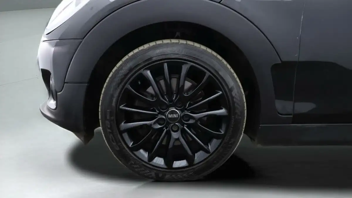 2018-mini-clubman-20td-cooper-d-big-17