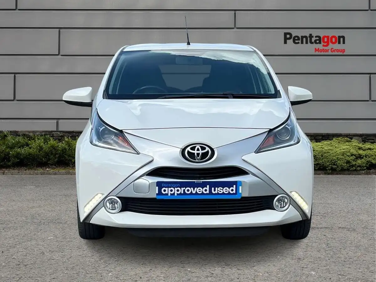 2016-toyota-aygo-10-vvt-i-x-pure-5d-big-12