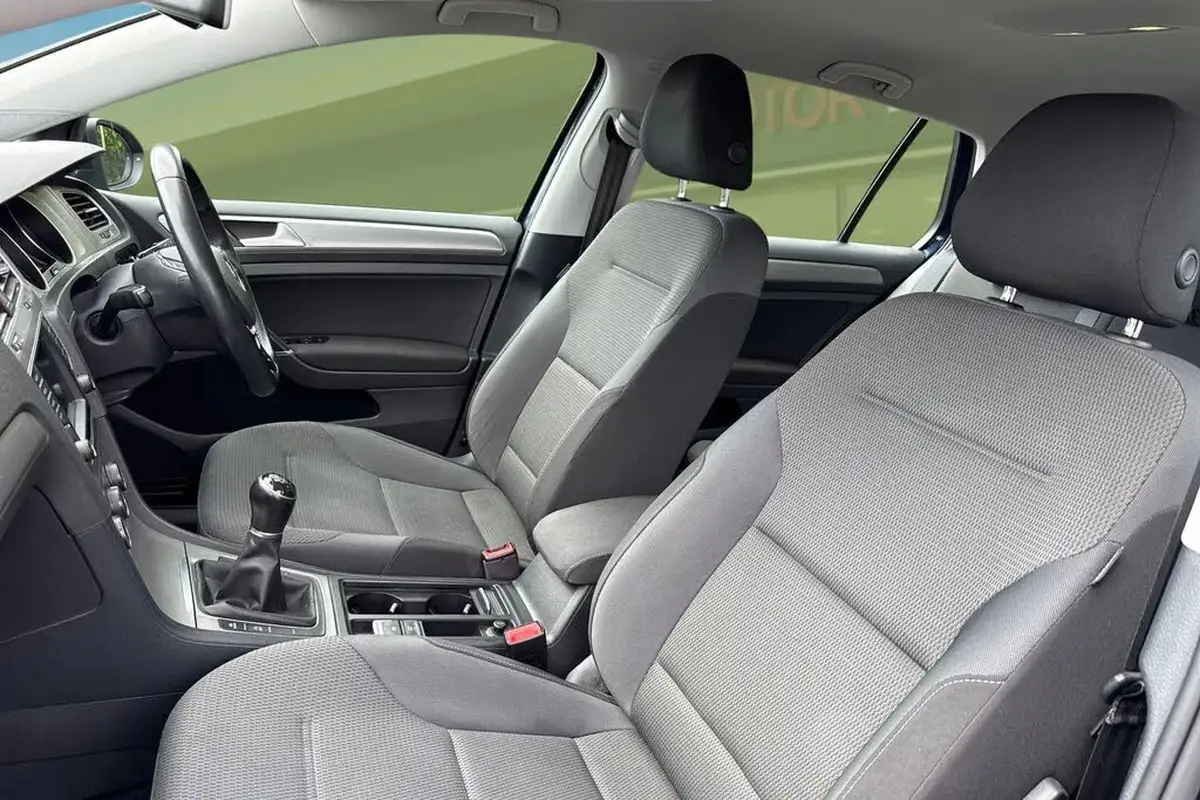 2016-volkswagen-golf-14-match-5d-big-15