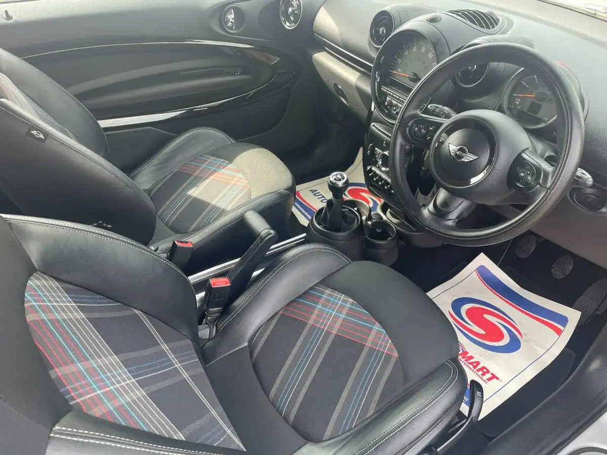 2014-mini-paceman-16td-cooper-d-4x4-all4-big-9
