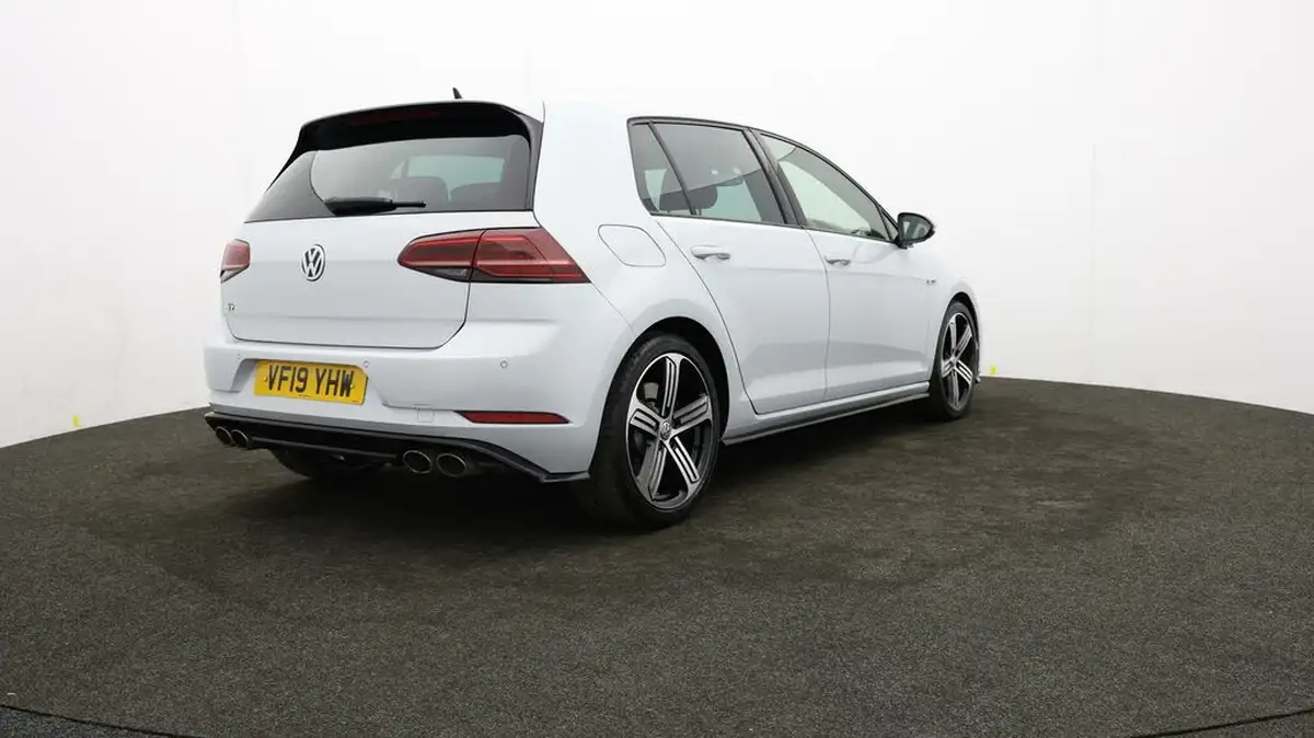 2019-volkswagen-golf-20-tsi-r-300ps-hatchback-5d-dsg-big-76