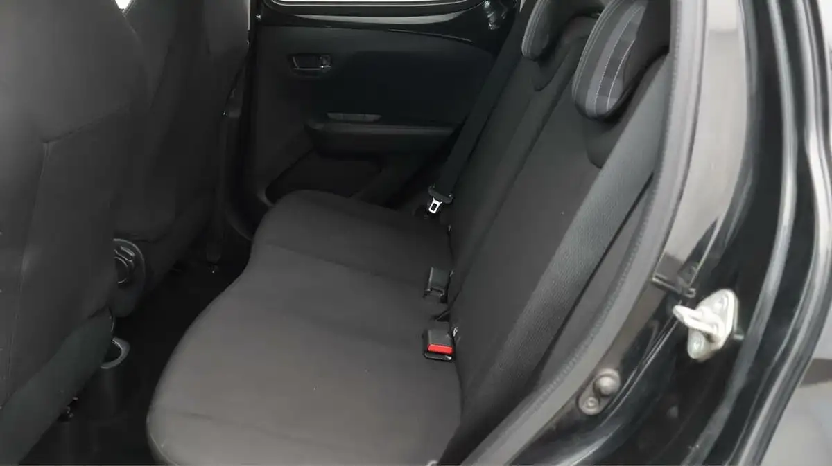 2019-peugeot-108-10-allure-hatchback-5d-2-tronic-big-16