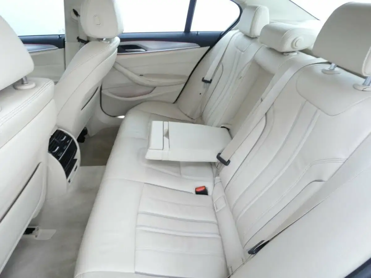 2020-bmw-5-series-big-21