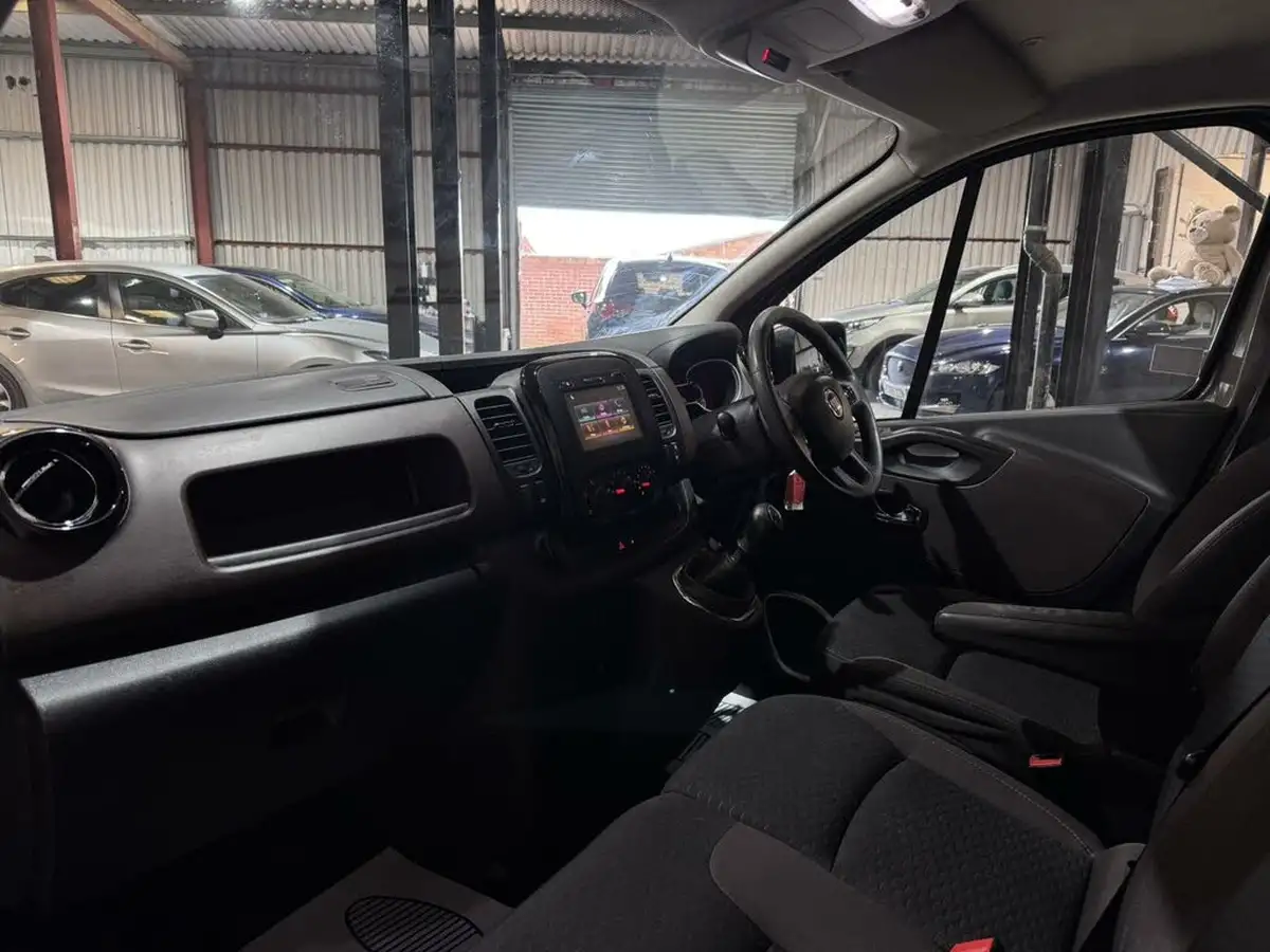 2017-fiat-talento-16jtd-l1h1-sx-120-10-panel-van-big-9