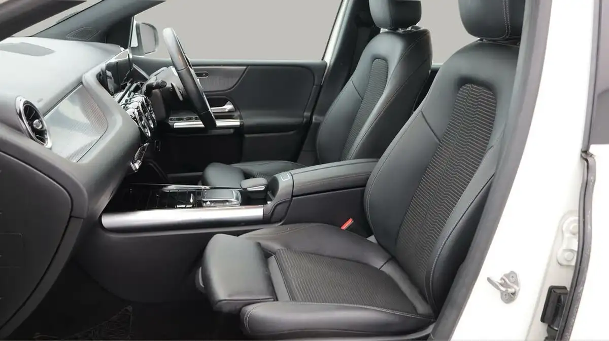 2020-mercedes-benz-b-class-13-b180-sport-7g-dct-big-14
