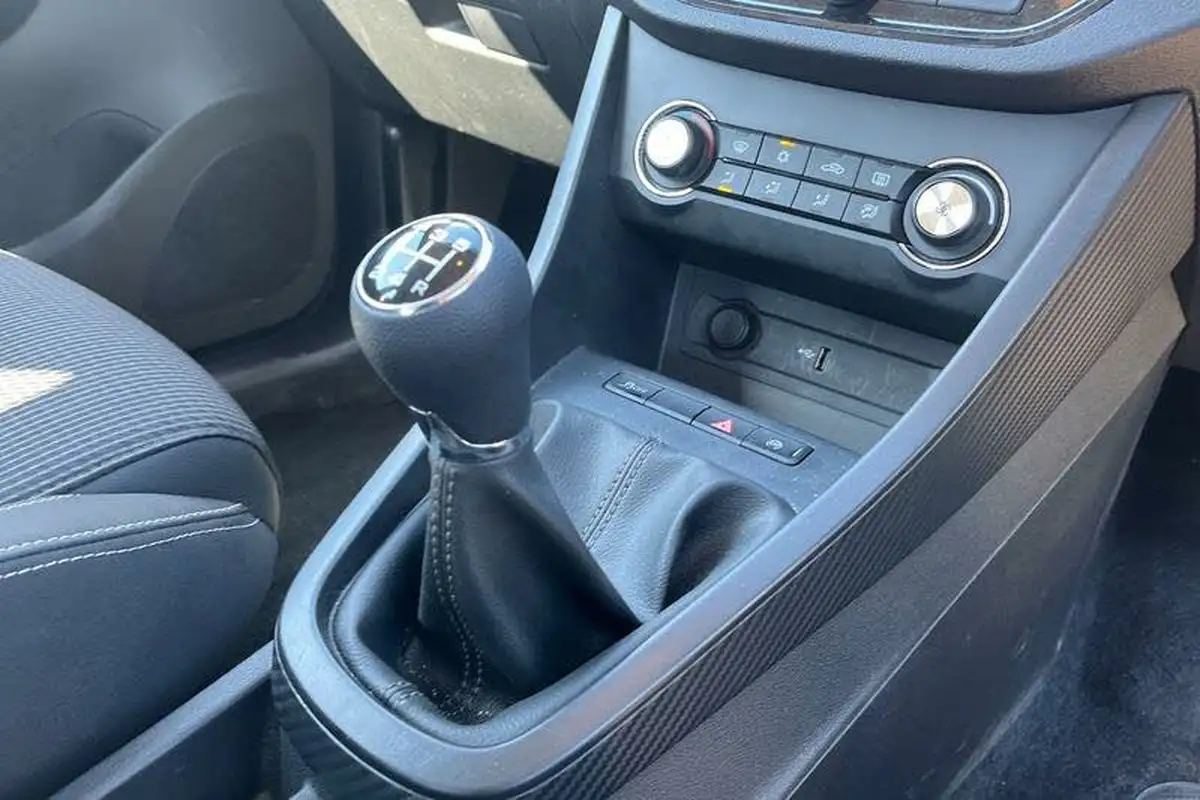 2024-mg-mg3-15-vti-tech-exclusive-nav-big-38