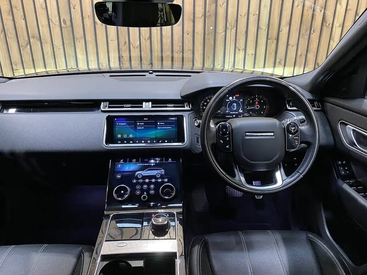 2019-land-rover-range-rover-velar-20-d180-r-dynamic-s-big-4