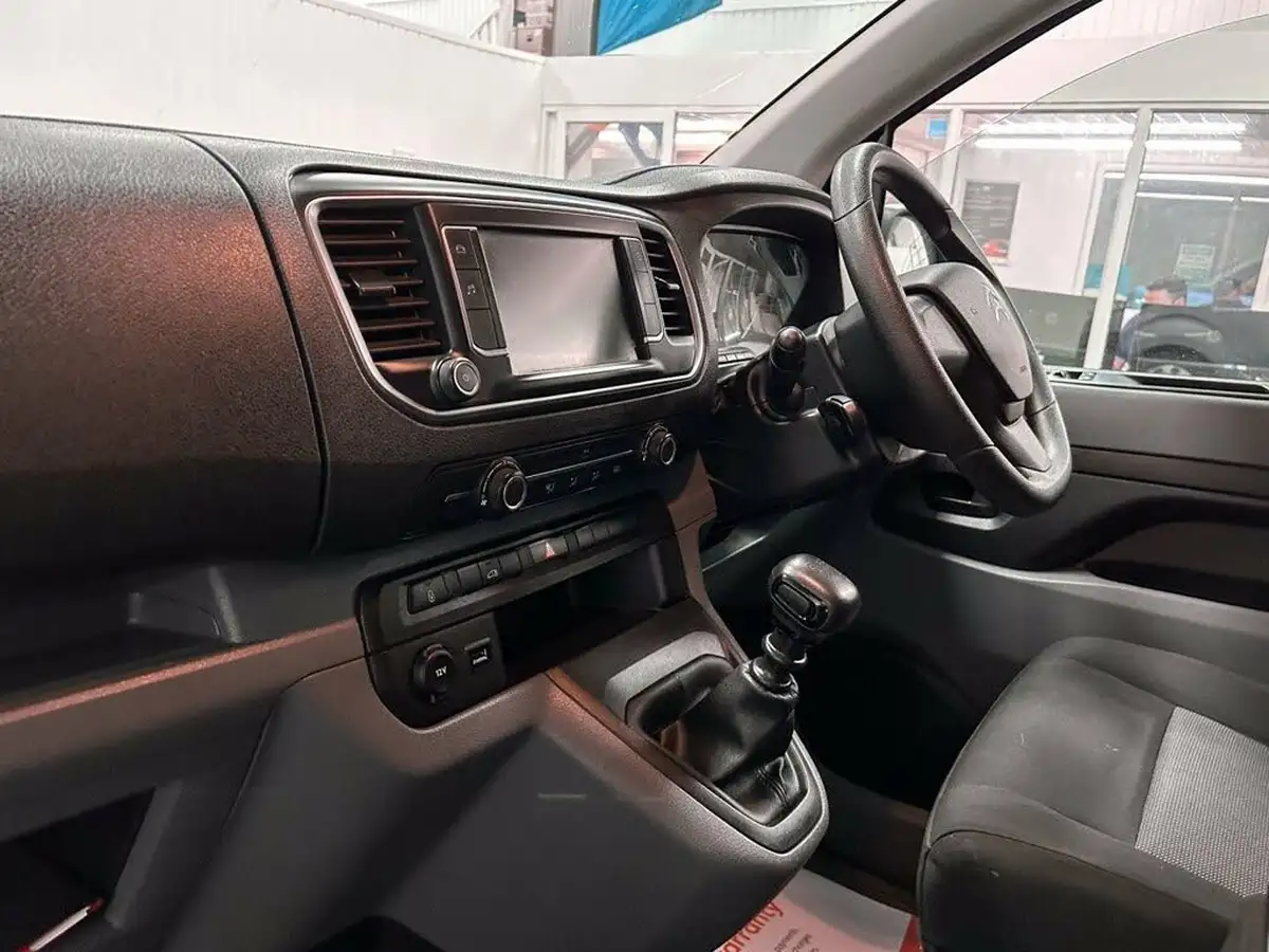 2022-citroen-dispatch-15bluehdi-enterprise-pro-xl-1000-big-2