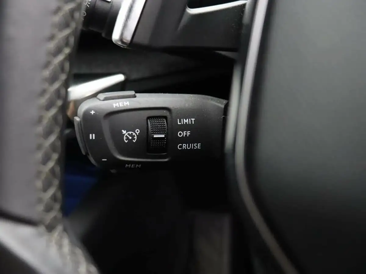 2021-peugeot-3008-suv-16-puretech-allure-premium-225bhp-hybrid-big-36