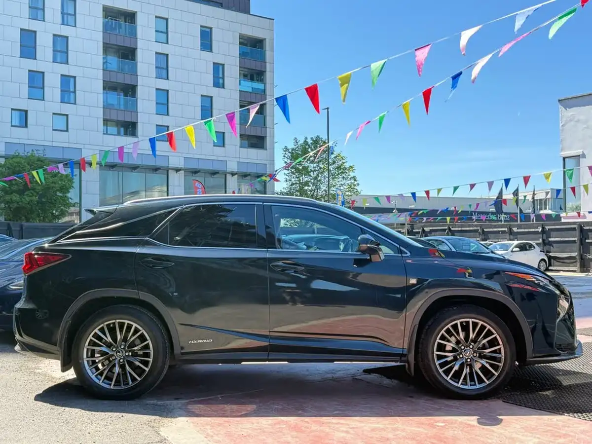 2018-lexus-rx-450h-35-f-sport-big-11