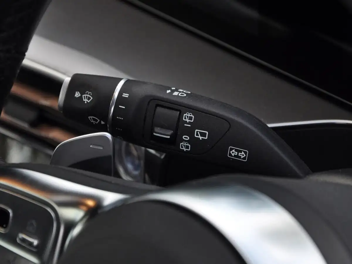 2021-mercedes-benz-eqc-e-eqc-400-amg-line-premium-plus-big-29
