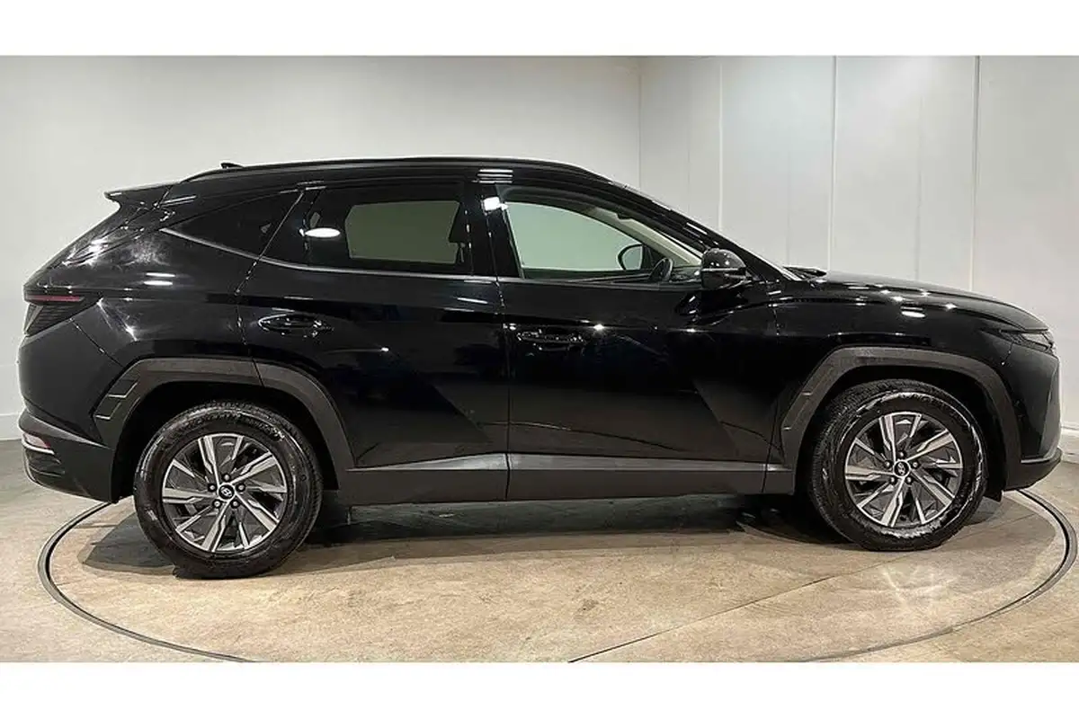 2022-hyundai-tucson-16-t-gdi-se-connect-150ps-big-3