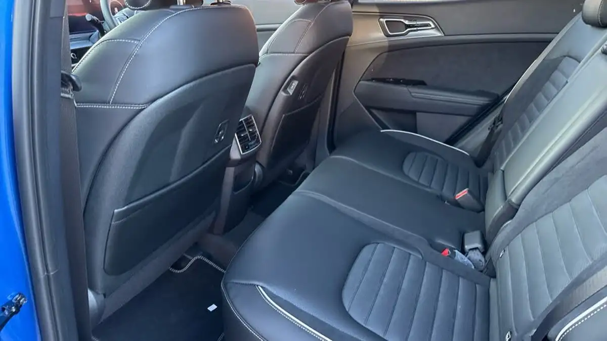 2025-kia-sportage-16-t-gdi-gt-line-s-207bhp-hev-auto-big-8