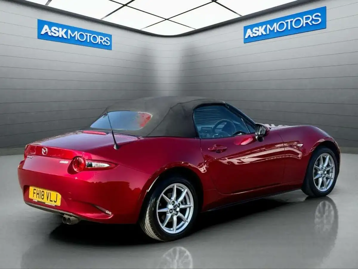2018-mazda-mx-5-15-se-big-47