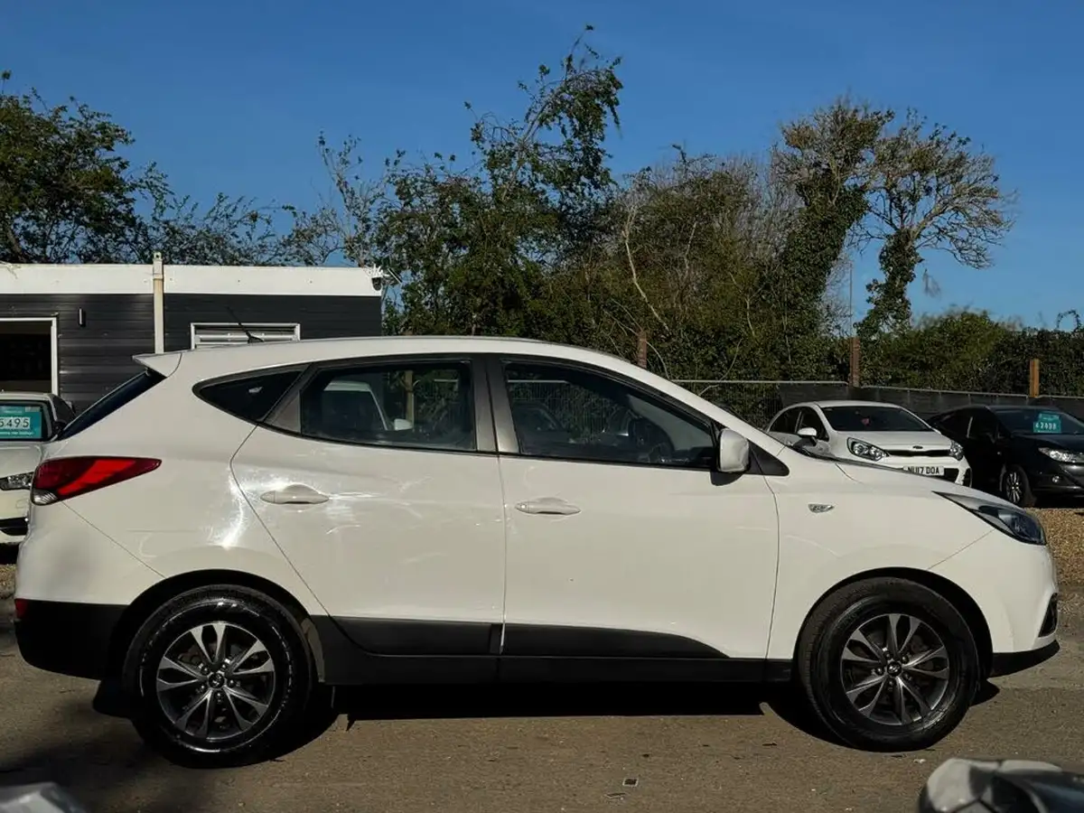 2013-hyundai-ix35-17td-s-big-8