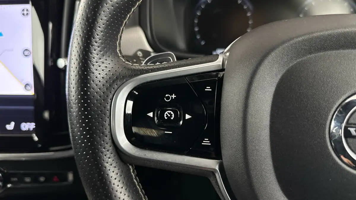 2018-volvo-v90-20-t4-r-design-pro-big-23
