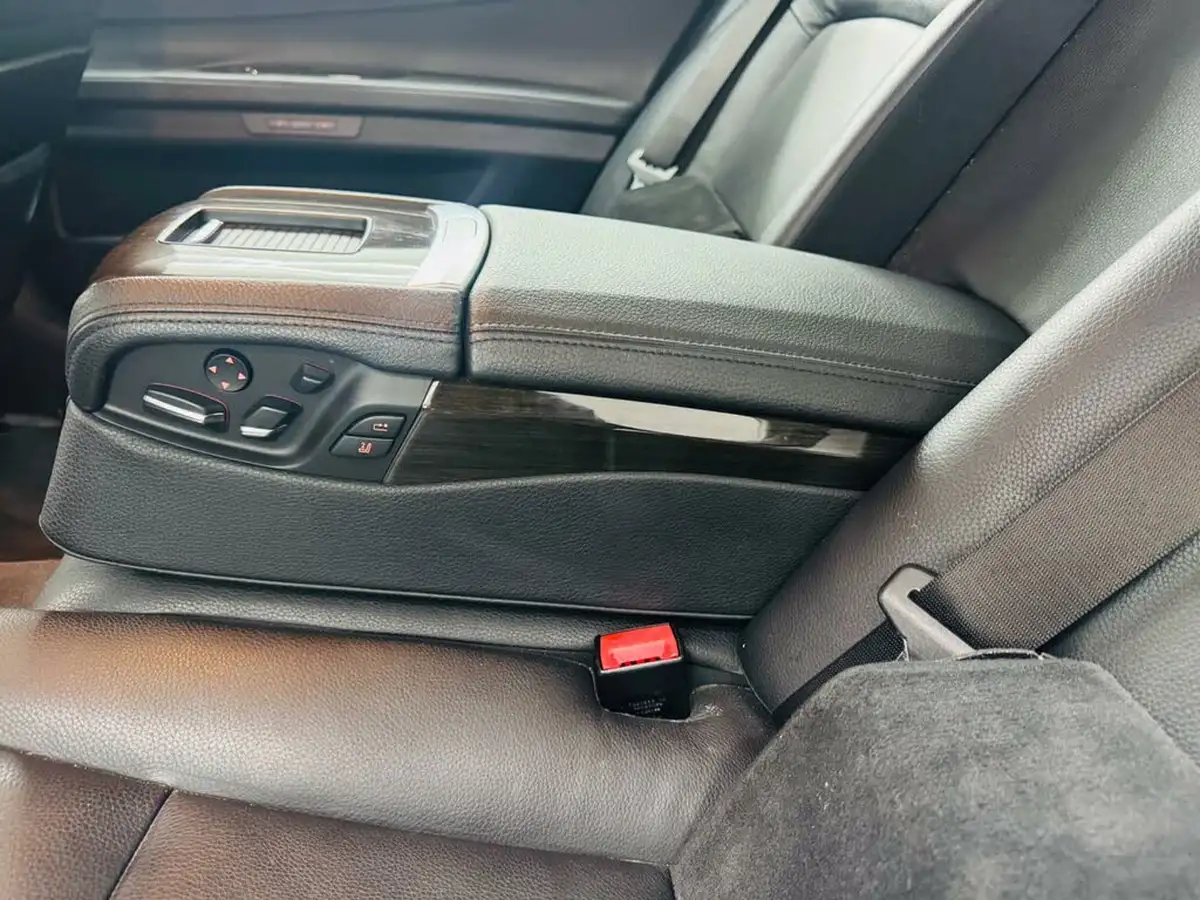 2011-bmw-7-series-30td-730ld-se-big-22