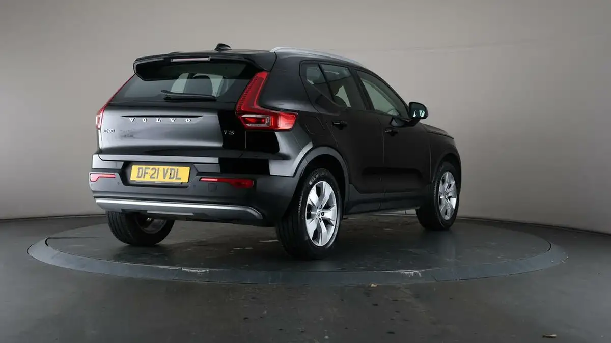 2021-volvo-xc40-15-t3-momentum-161bhp-auto-big-59