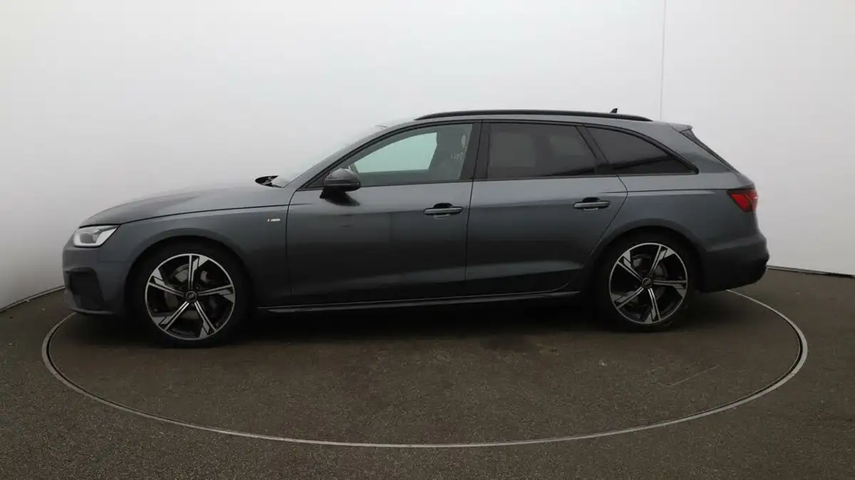 2022-audi-a4-avant-20-35-tfsi-black-edition-s-tronic-big-4