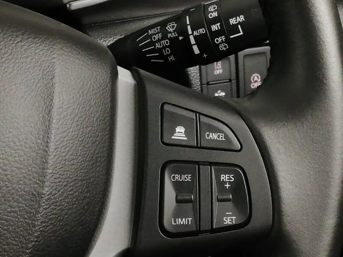 2023-suzuki-vitara-14-boosterjet-sz-t-big-17