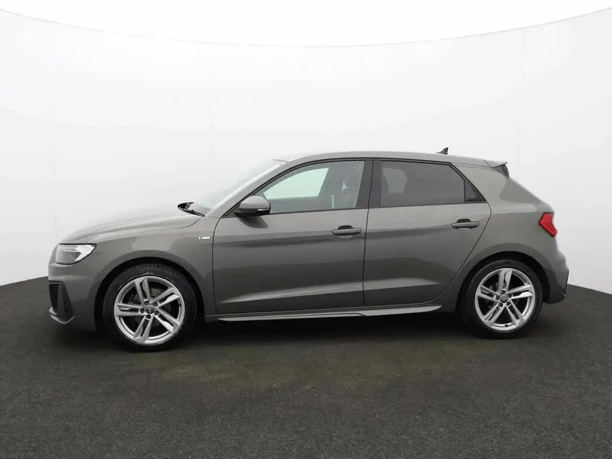 2020-audi-a1-15-35-tfsi-s-line-tronic-big-3