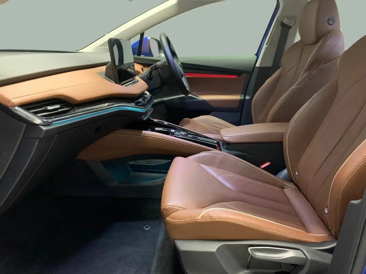 2022-skoda-enyaq-e-60-big-3