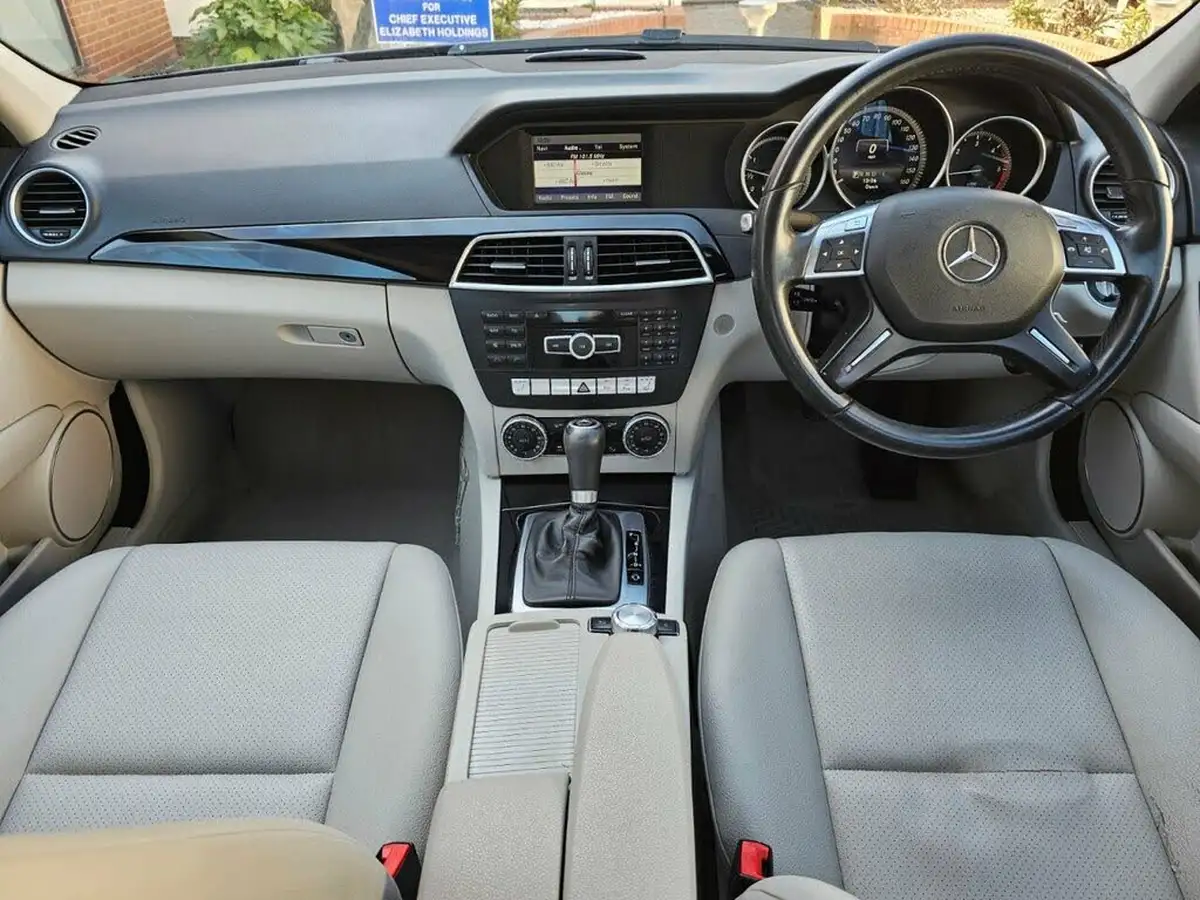 2013-mercedes-benz-c-class-21cdi-c220-cdi-executive-se-170bhp-saloon-4d-7g-tronic-plus-big-8