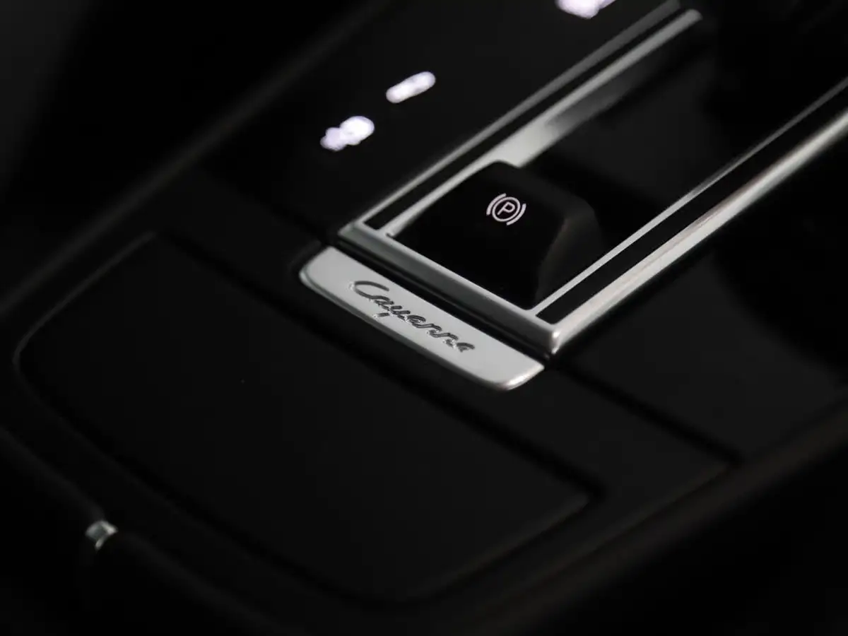 2023-porsche-cayenne-30-v6-340ps-coupe-big-19