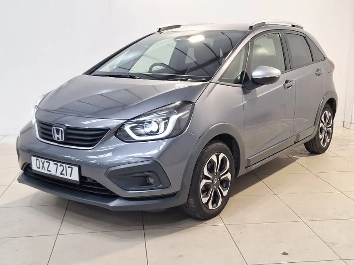 2020-honda-jazz-15-i-mmd-crosstar-ex-big-12