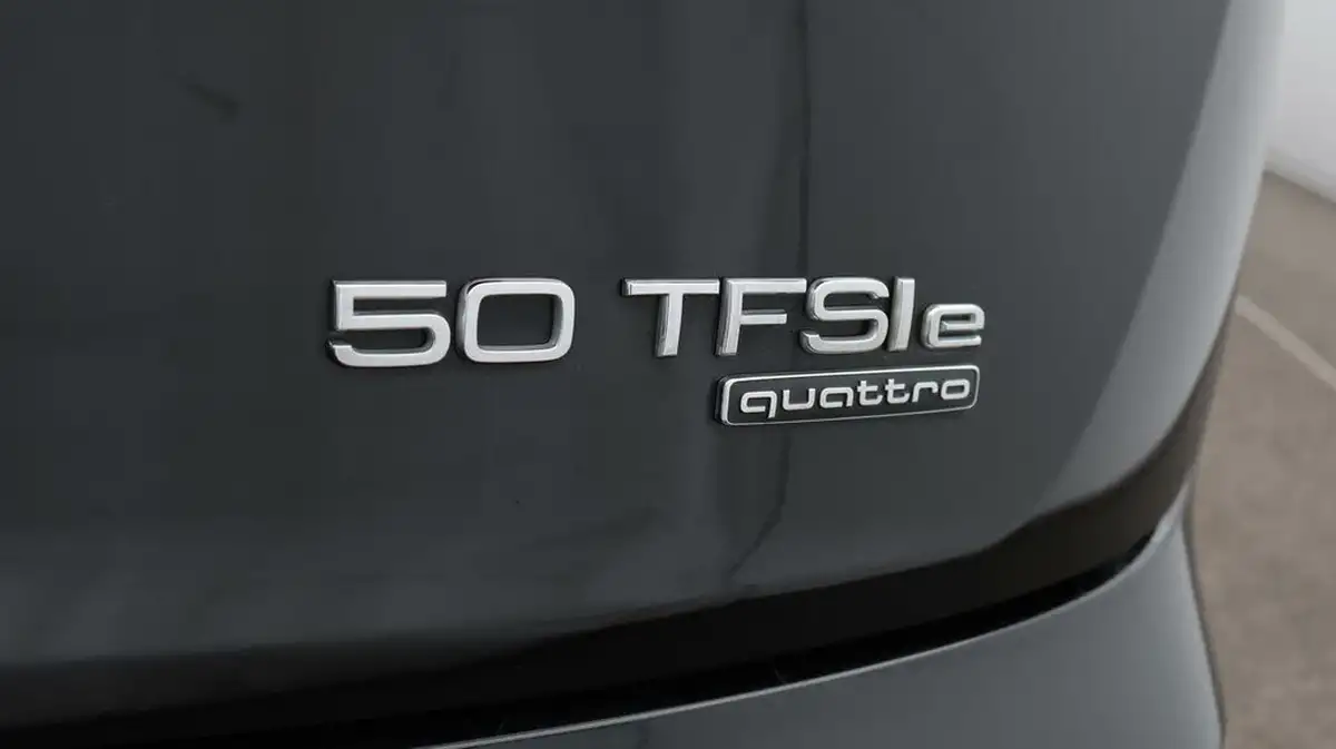 2020-audi-q5-20-50-tfsi-e-s-line-big-22