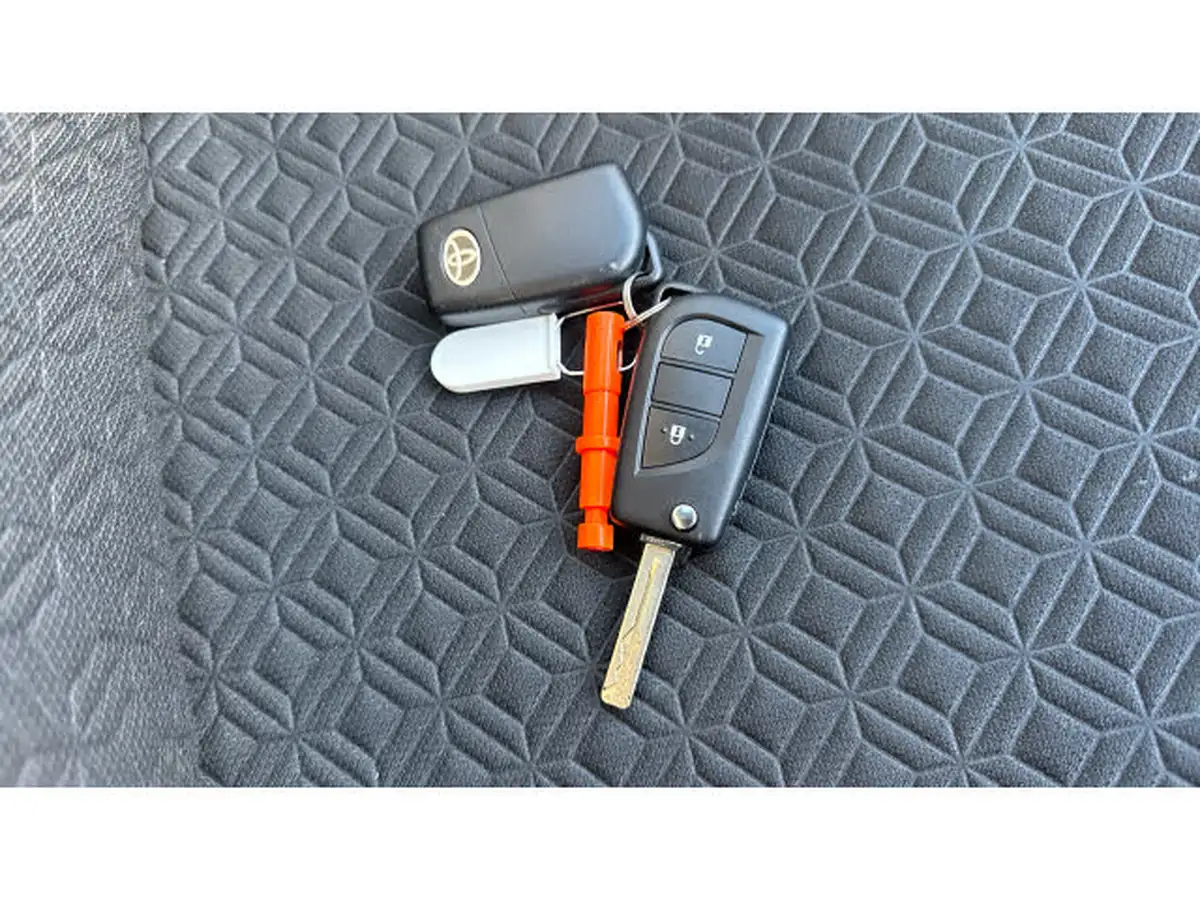 2023-toyota-aygo-x-10-vvt-i-edge-big-19