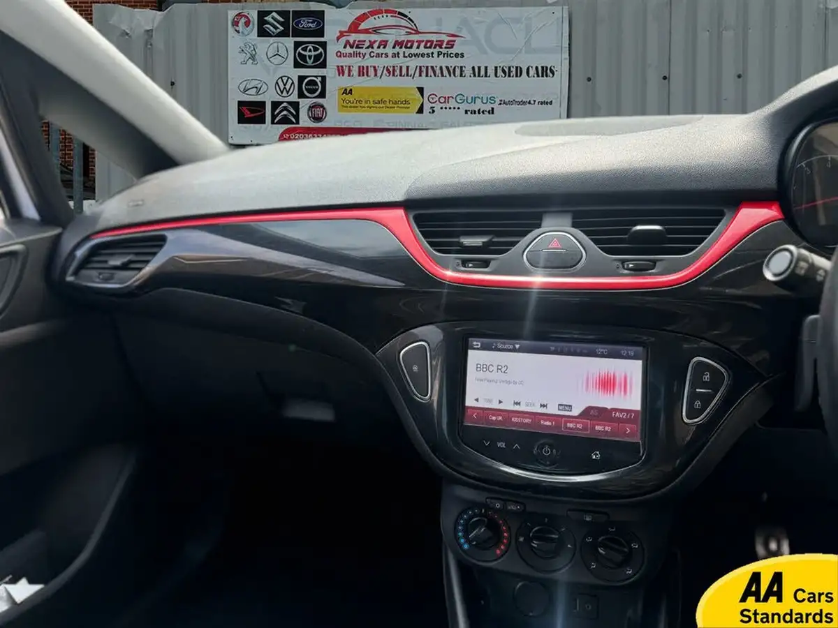 2015-vauxhall-corsa-12i-sri-5d-big-6