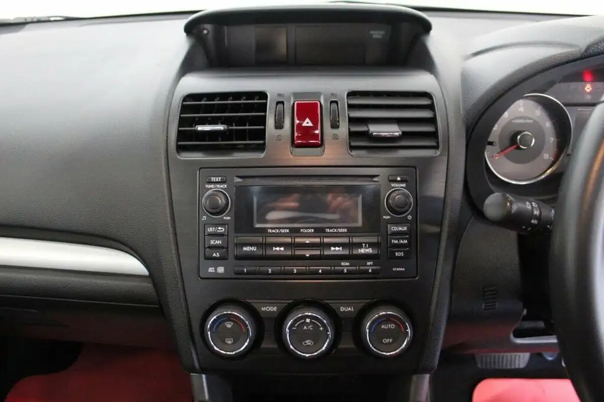 2014-subaru-forester-20-xe-premium-lineartronic-big-26