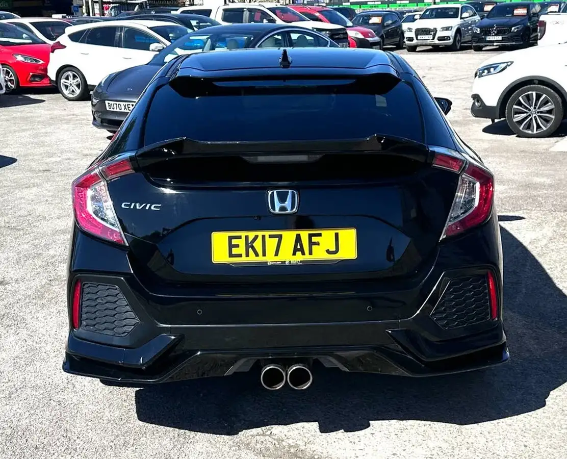 2017-honda-civic-15-vtec-turbo-sport-ss-big-3