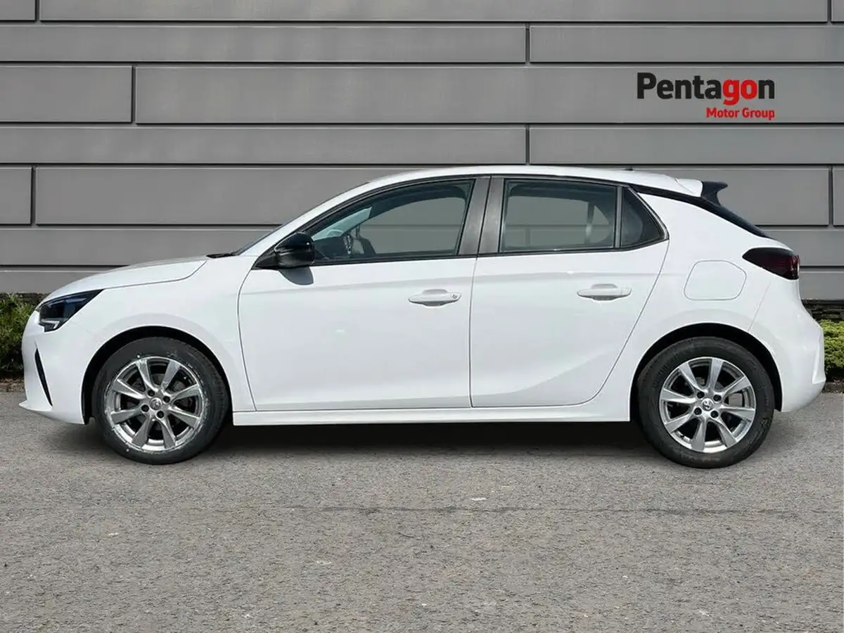 2022-vauxhall-corsa-12i-se-edition-big-11