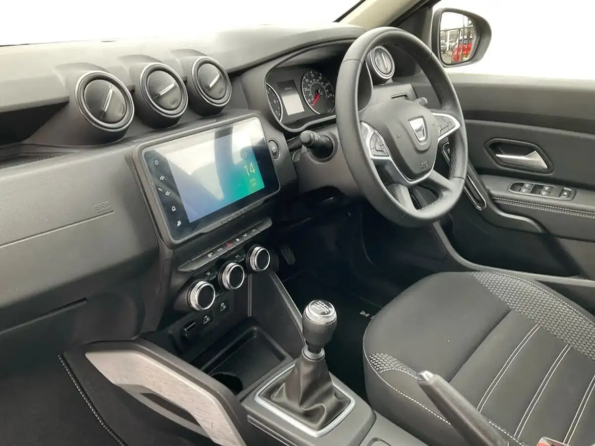 2022-dacia-duster-13-tce-prestige-130bhp-big-2