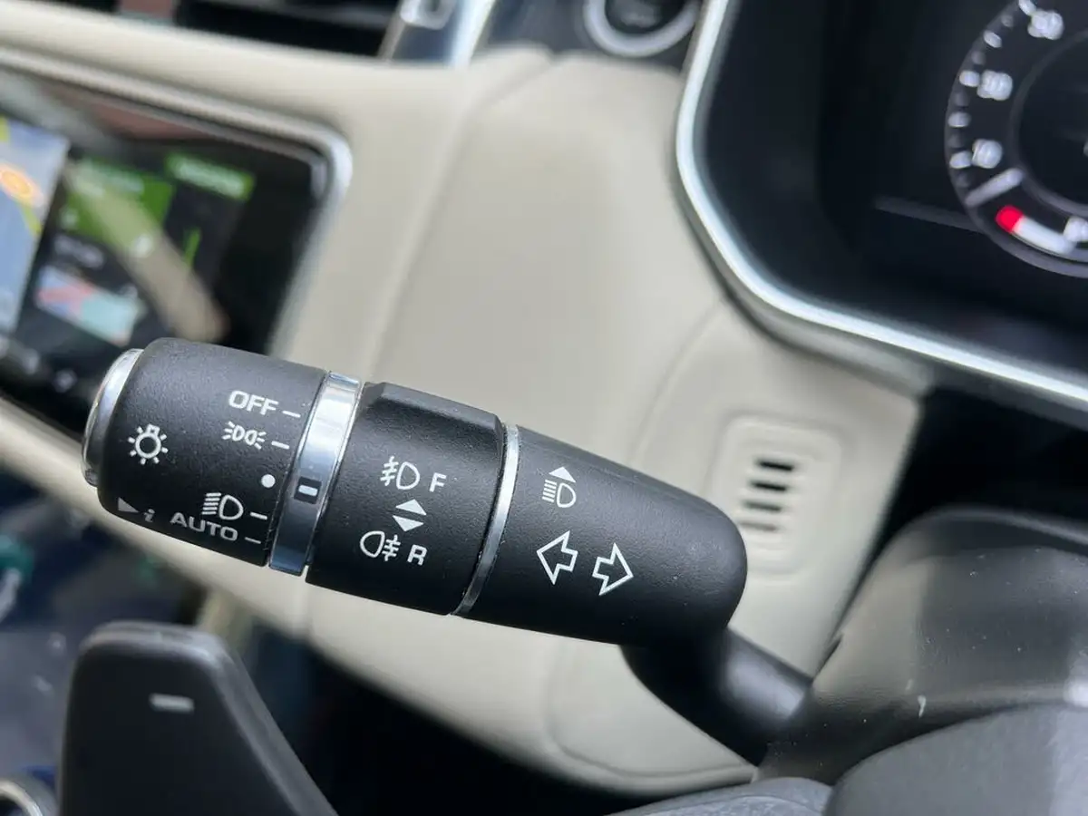 2020-land-rover-range-rover-sport-30-p400-hse-big-26