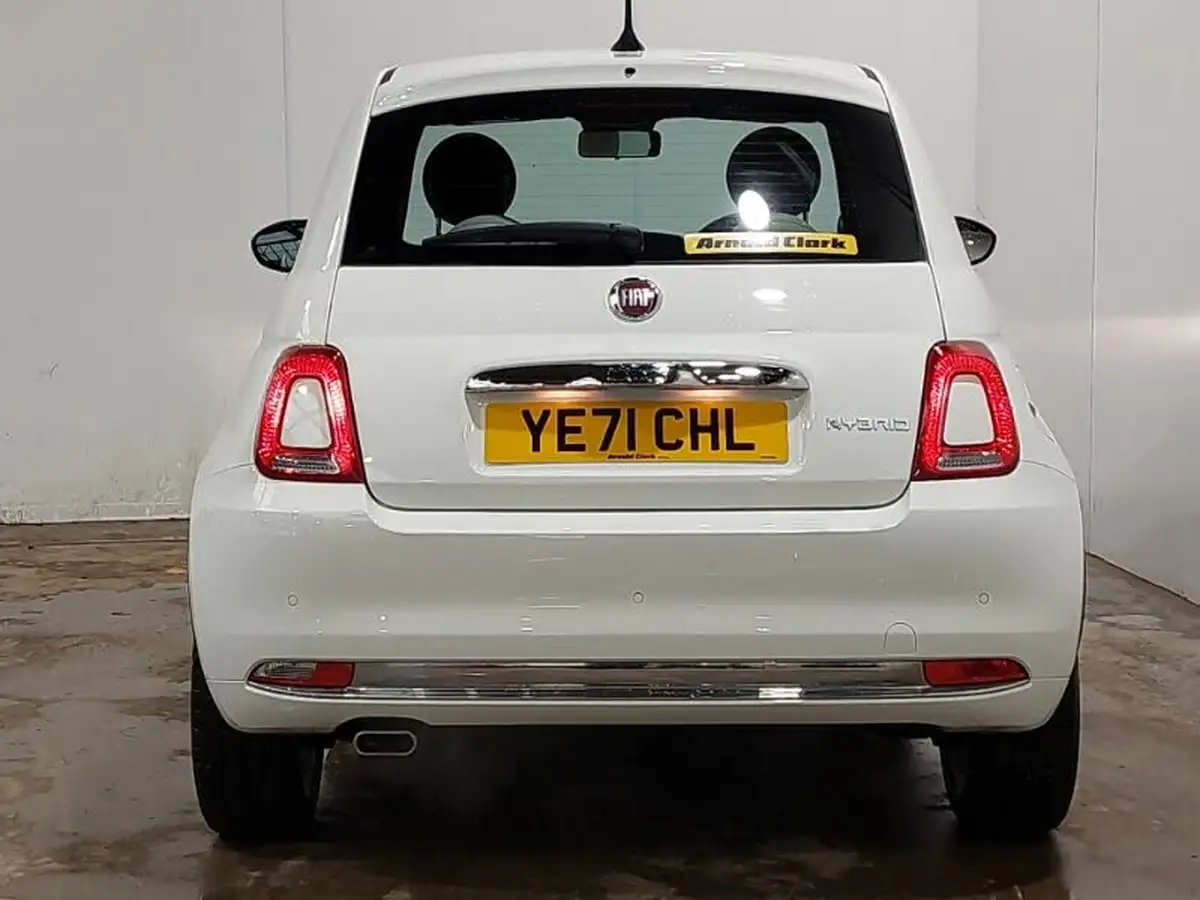 2021-fiat-500-10-dolcevita-big-14
