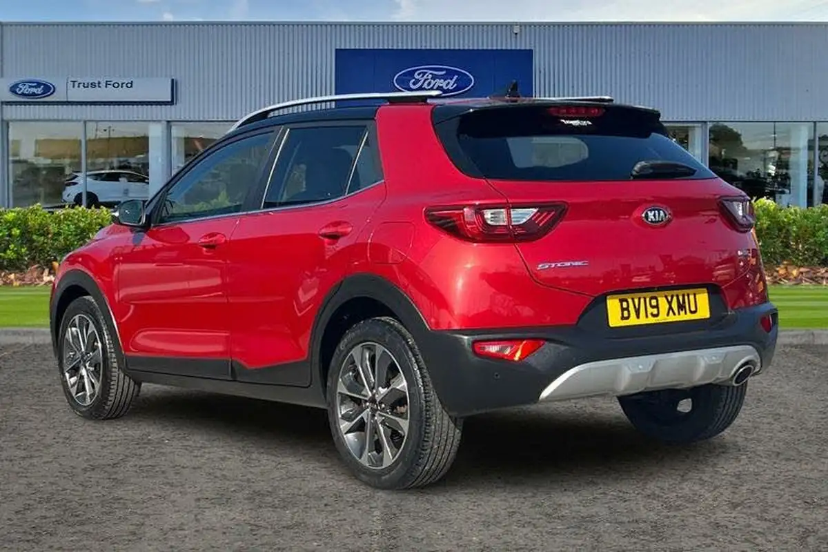 2019-kia-stonic-10-t-gdi-4-big-1