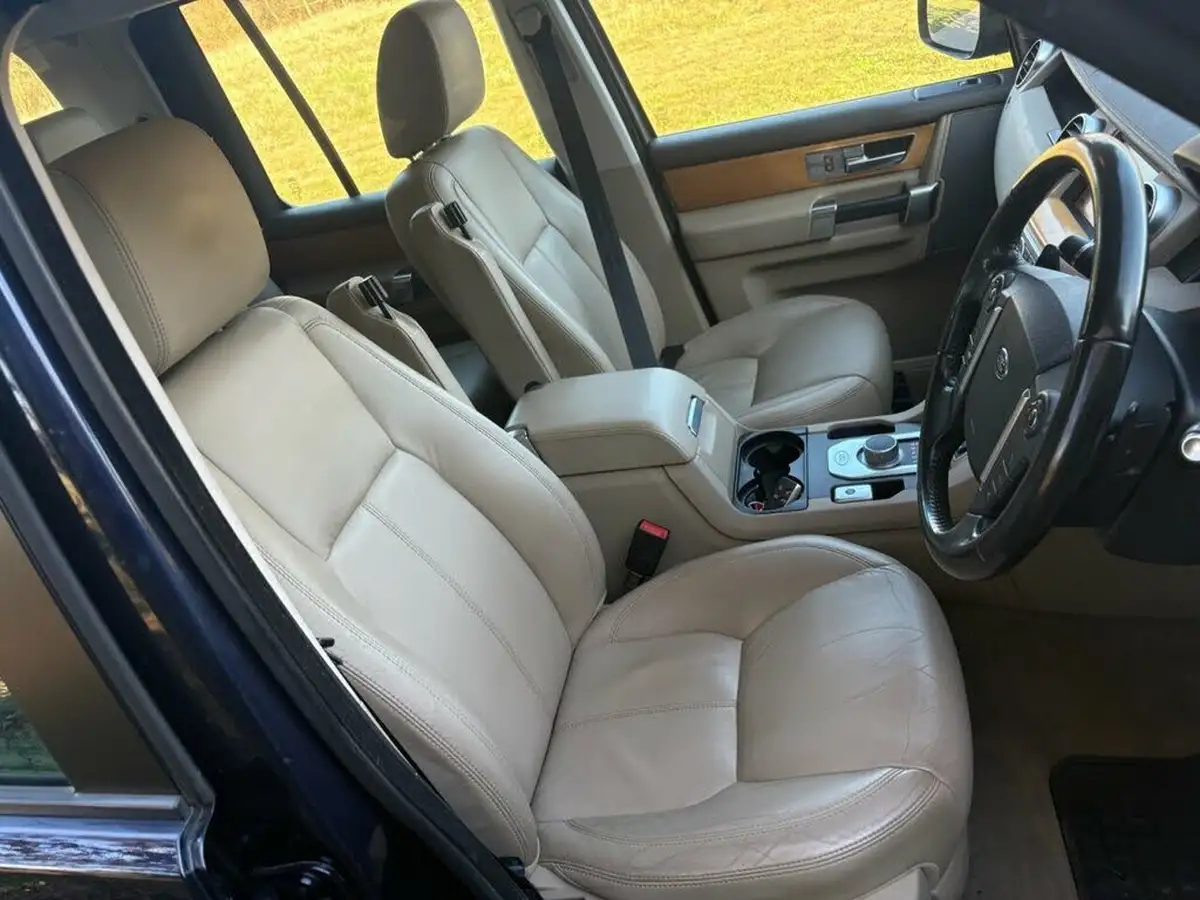 2014-land-rover-discovery-4-30-sd-v6-hse-big-8