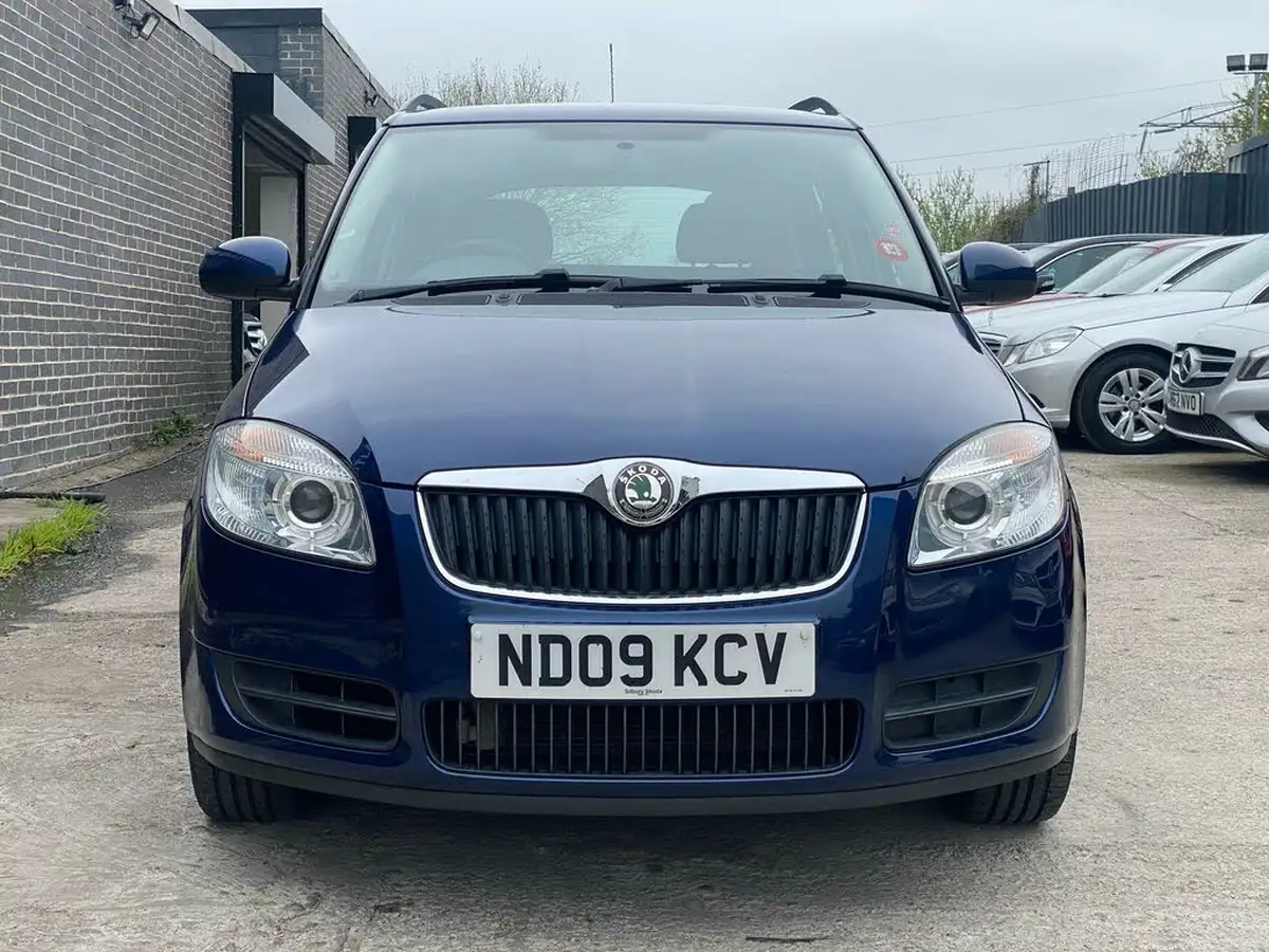 2009-skoda-fabia-14-2-estate-big-2