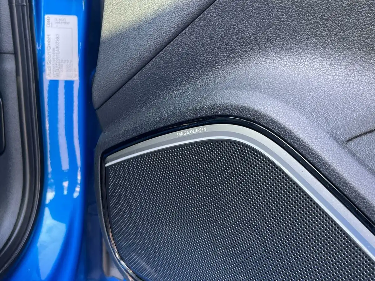 2020-audi-rs3-25-tfsi-sport-edition-sportback-5d-big-44