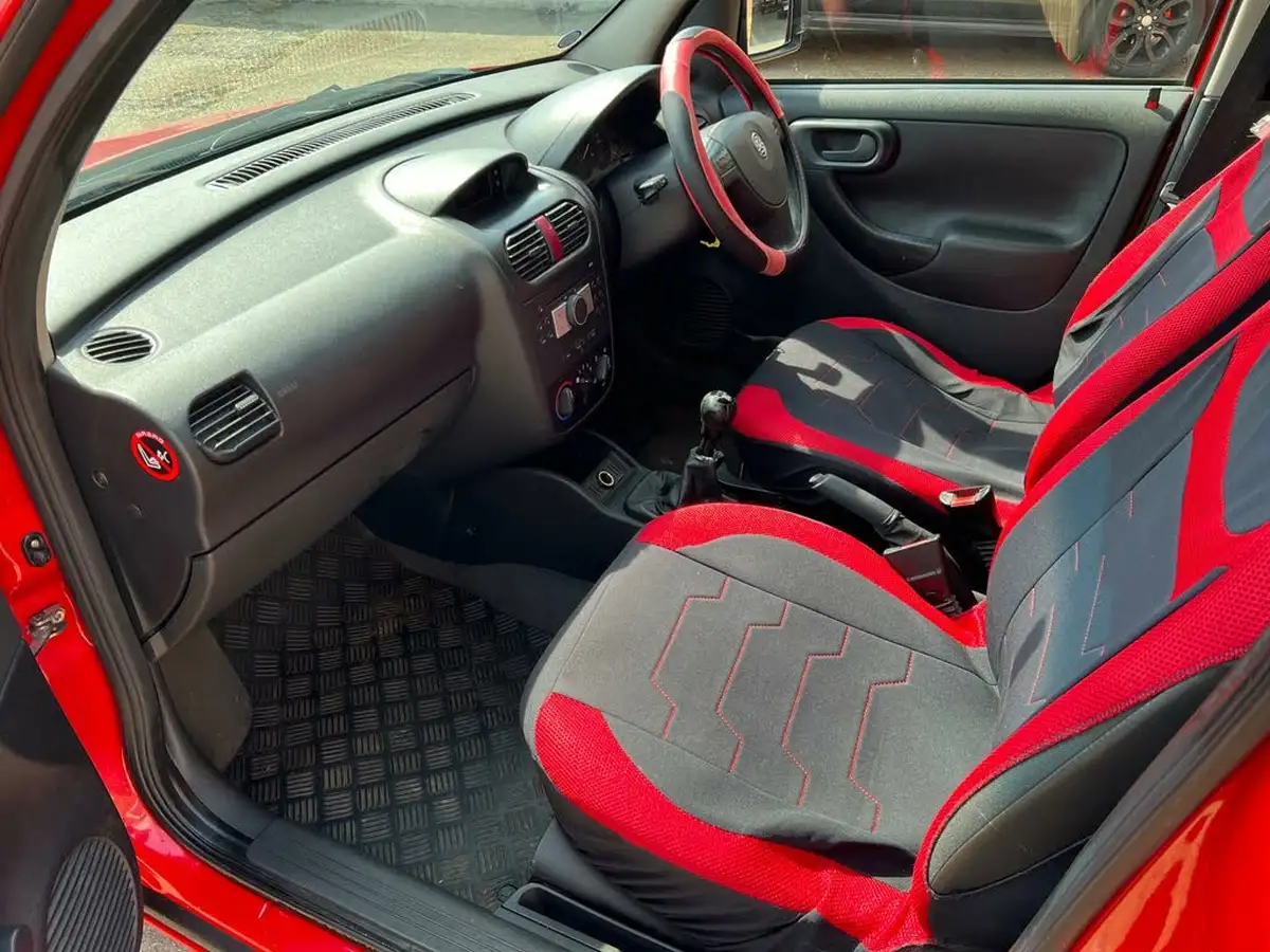 2011-vauxhall-combo-13td-1700-panel-big-12