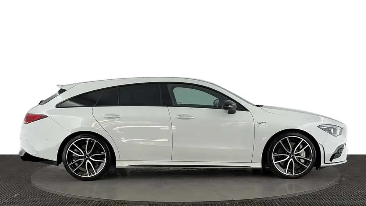 2022-mercedes-benz-cla-20-cla-35-amg-premium-shooting-brake-5d-big-2