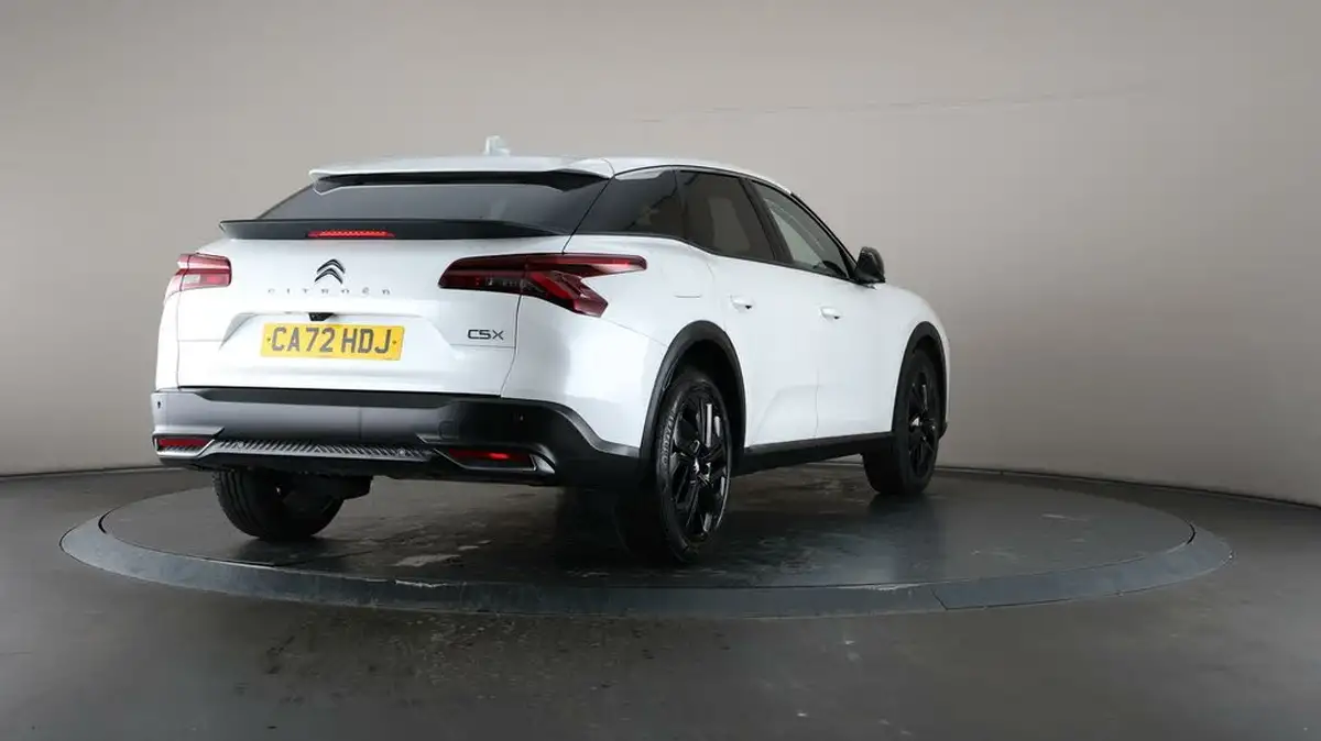 2022-citroen-c5-x-12-puretech-shine-big-61
