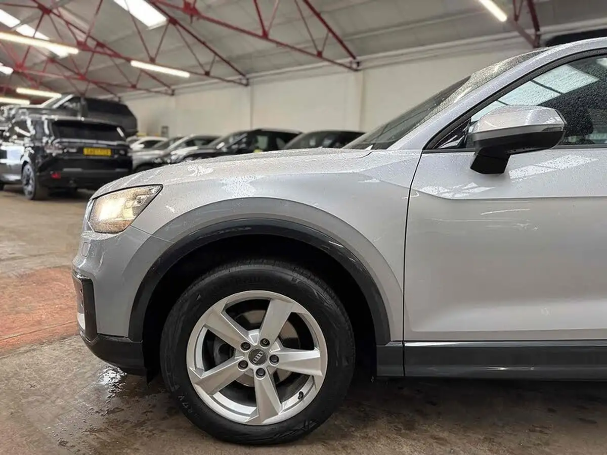 2019-audi-q2-16-30-tdi-sport-big-17