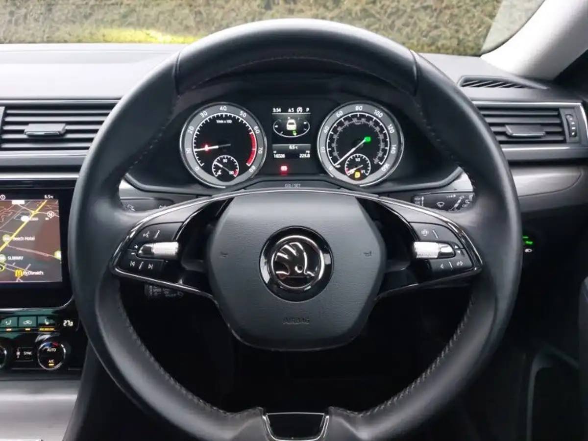 2020-skoda-superb-15-tsi-se-l-hatchback-dsg-big-16